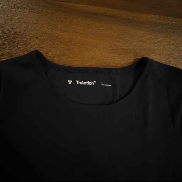 TnaBUTTER™ Bound T-Shirt Size L Black - Picture 3 of 5